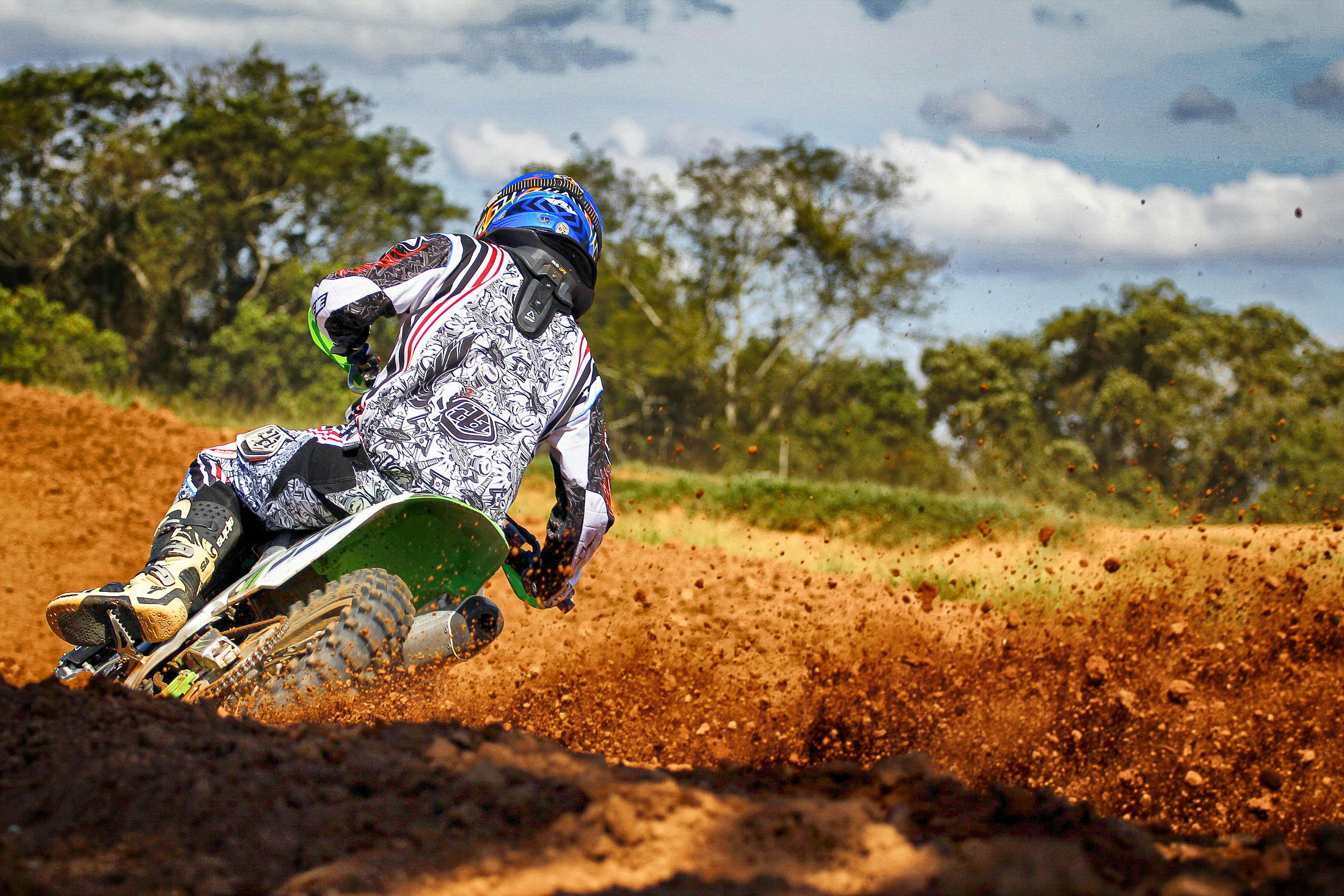 How Fast Is A Dirt Bike?
