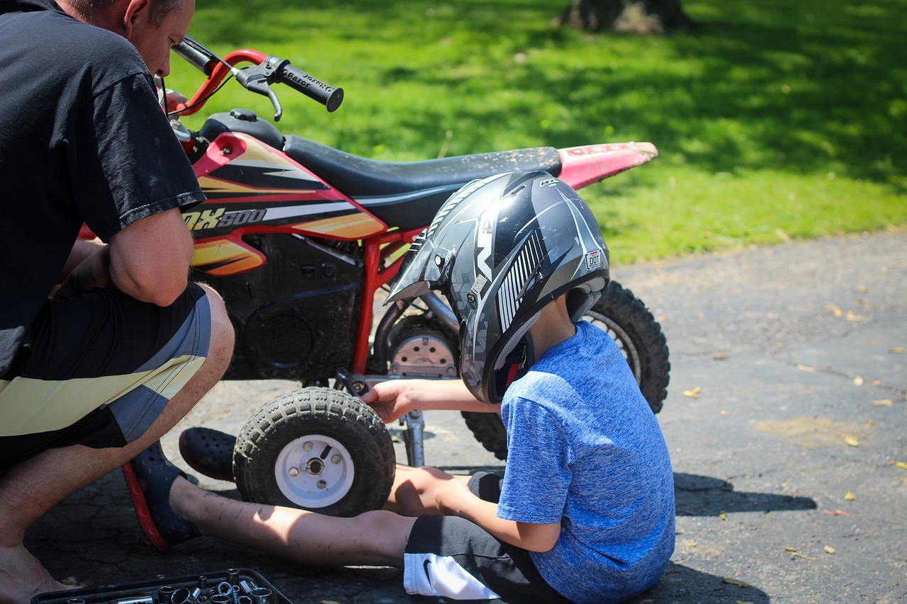 What Size Dirt Bike for 8-10 Years Old